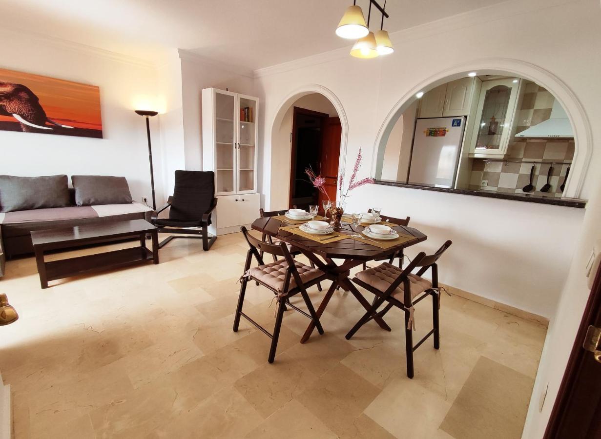 2Bdr Sunny Apartment With Pool And Private Parking In Benalmádena Extérieur photo