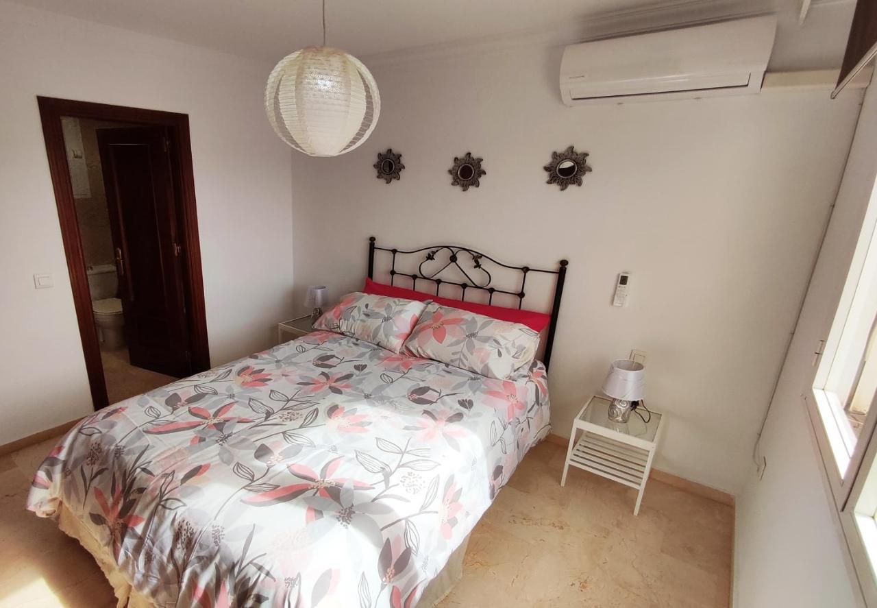 2Bdr Sunny Apartment With Pool And Private Parking In Benalmádena Extérieur photo
