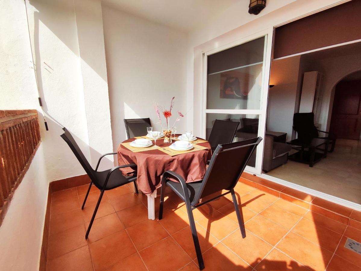 2Bdr Sunny Apartment With Pool And Private Parking In Benalmádena Extérieur photo
