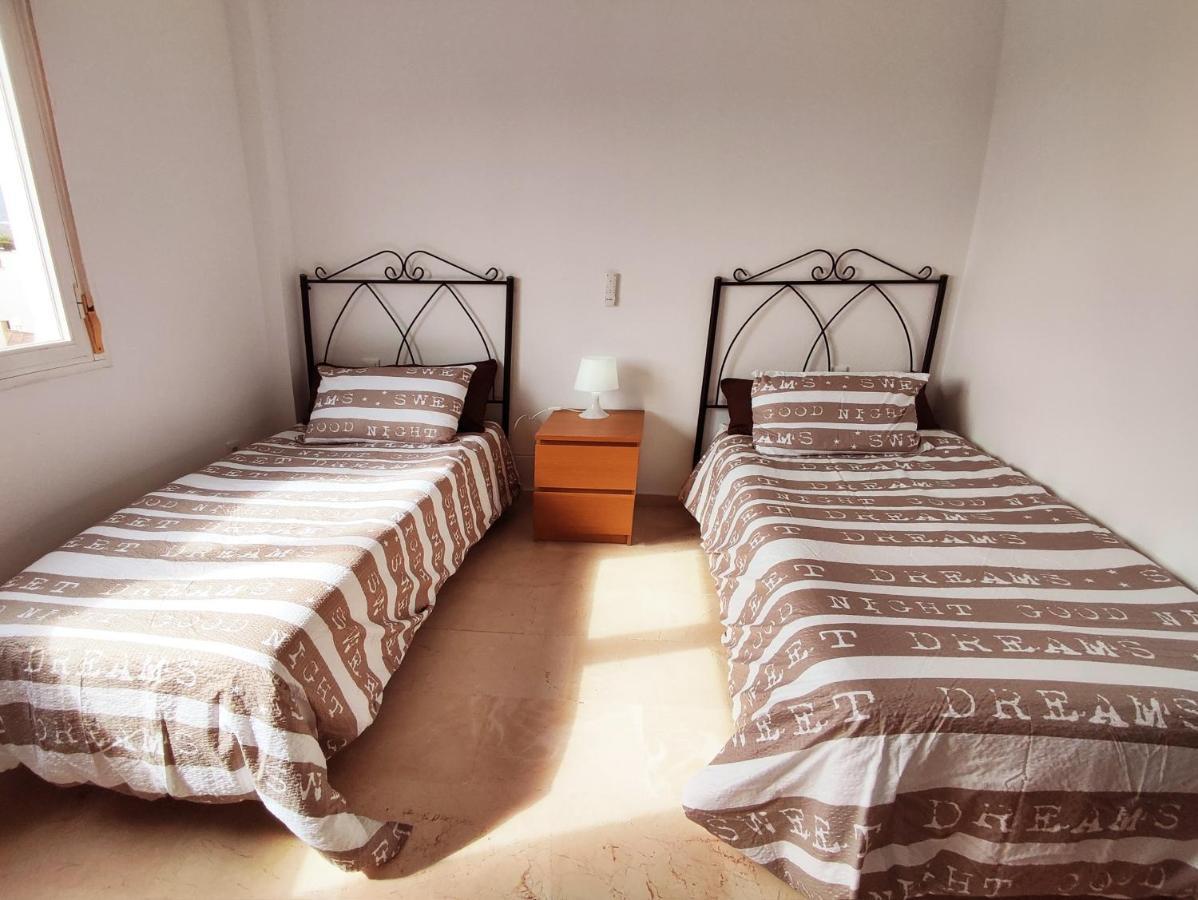 2Bdr Sunny Apartment With Pool And Private Parking In Benalmádena Extérieur photo