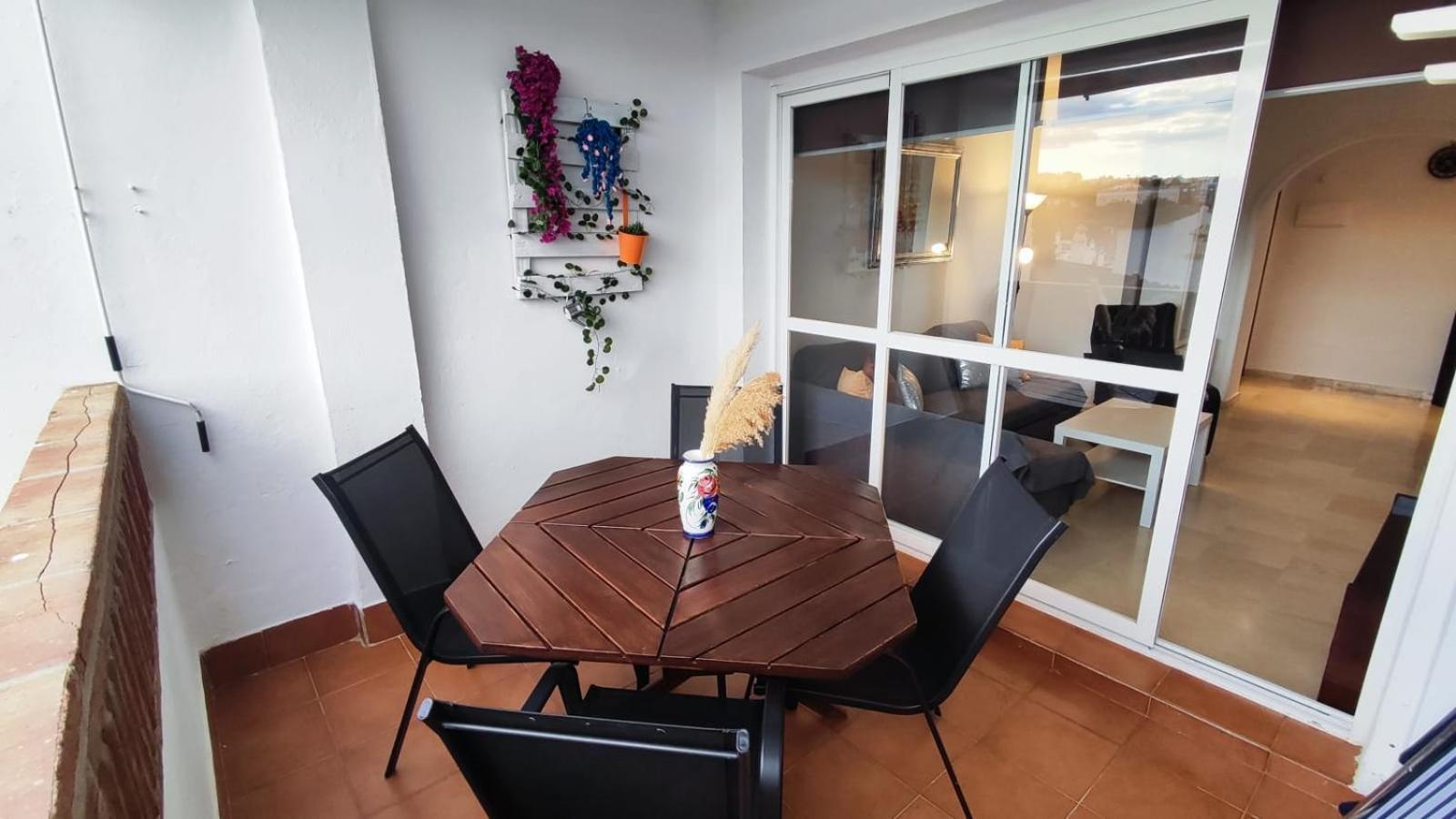 2Bdr Sunny Apartment With Pool And Private Parking In Benalmádena Extérieur photo